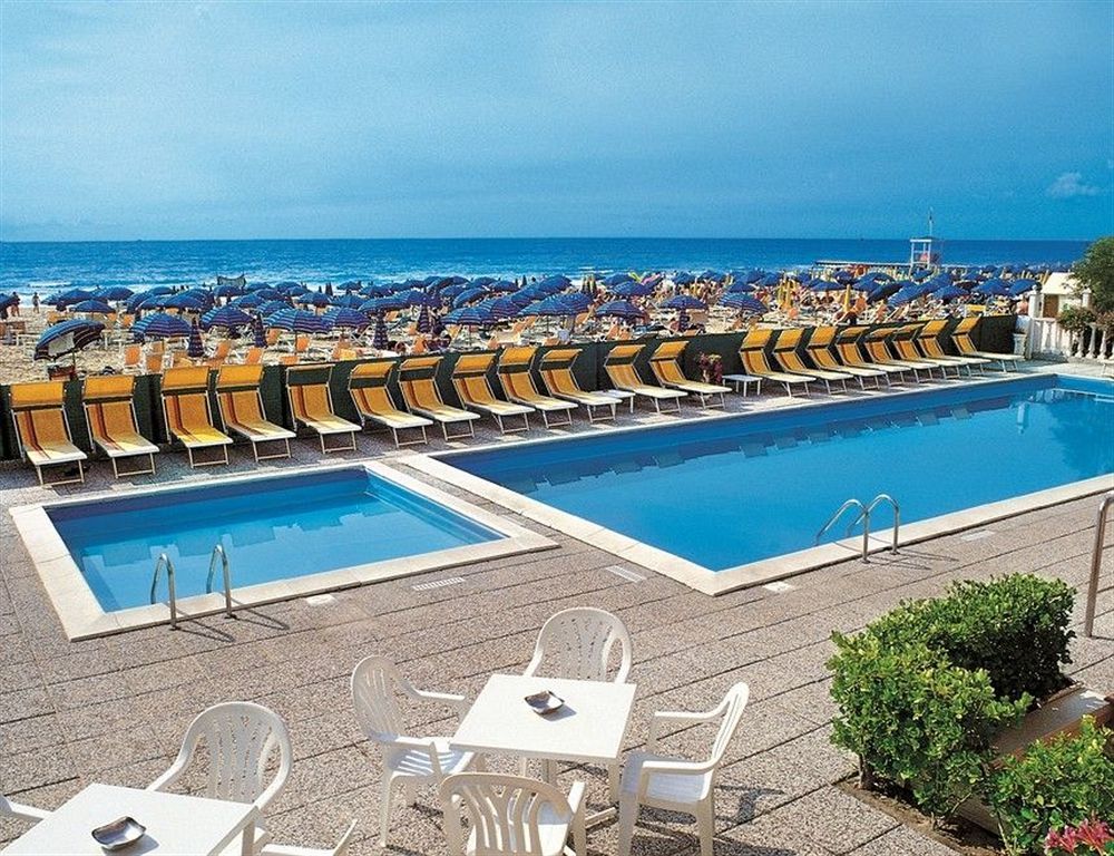 Hotel Tritone Jesolo Lido Exterior foto